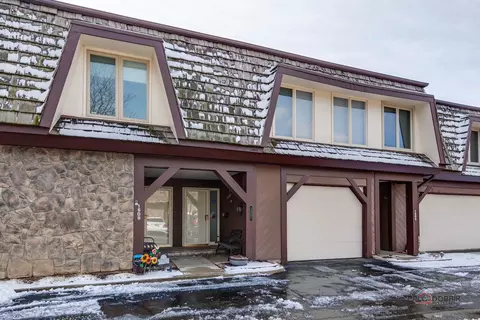 1507 Winnetka Rd, Glenview, IL 60025