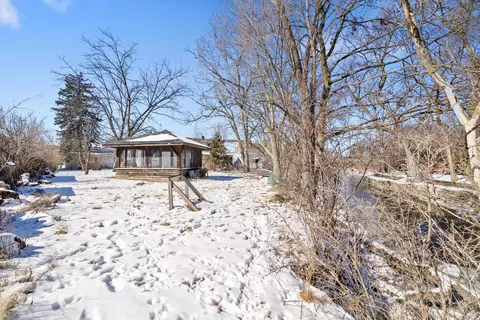 Exterior - 3907 Custer Ave, Lyons, IL 60534 photo 3 of 5