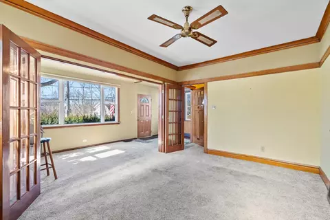 Living - 3907 Custer Ave, Lyons, IL 60534 photo 3 of 3