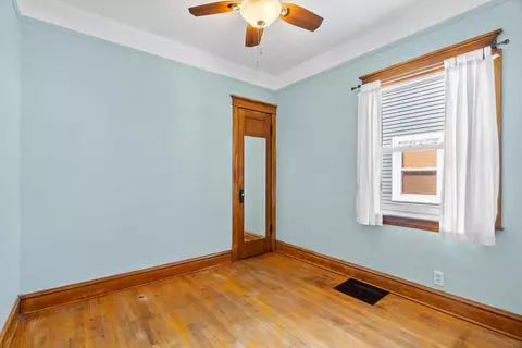 Bedroom - 3907 Custer Ave, Lyons, IL 60534 photo 1 of 2