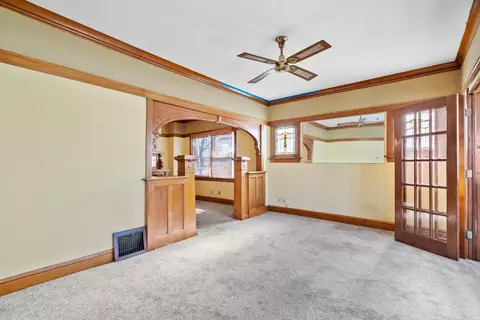 Living - 3907 Custer Ave, Lyons, IL 60534 photo 2 of 3
