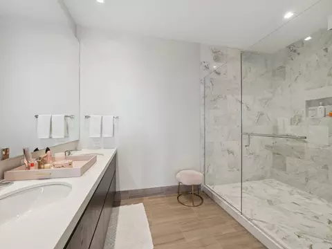 363 E Wacker Dr #2203, Chicago, IL 60601 photo 22