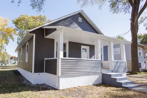 Exterior - 720 N Park Ave, Kankakee, IL 60901 photo 2 of 6