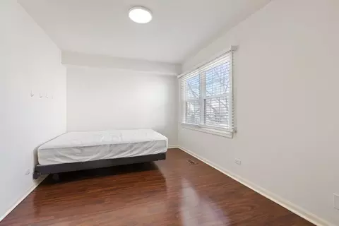 Bedroom - 4875 Turnberry Dr, Hoffman Estates, IL 60010 photo 1 of 1