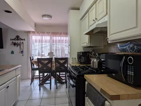 Kitchen - 1224 Nova Ct, Wheeling, IL 60090 photo 2 of 2