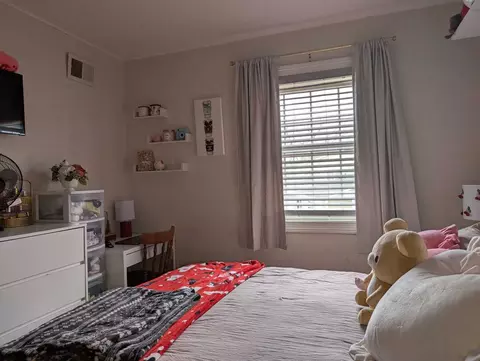 Bedroom - 1224 Nova Ct, Wheeling, IL 60090 photo 2 of 3