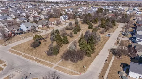 View/Area - 1713 Blue Spruce Ct, Normal, IL 61761 photo 4 of 9