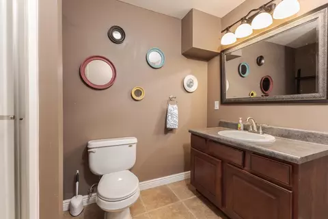 Bath - 1713 Blue Spruce Ct, Normal, IL 61761 photo 6 of 6
