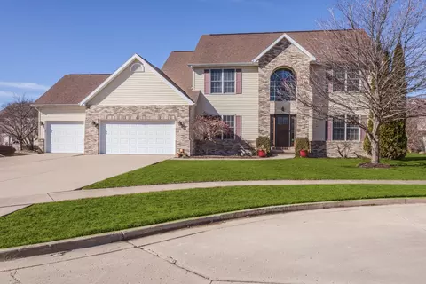 Exterior - 1713 Blue Spruce Ct, Normal, IL 61761 photo 7 of 11