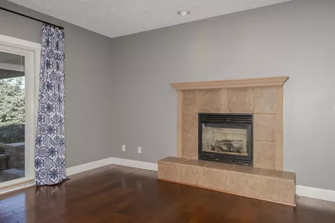 Living - 1713 Blue Spruce Ct, Normal, IL 61761 photo 12 of 12