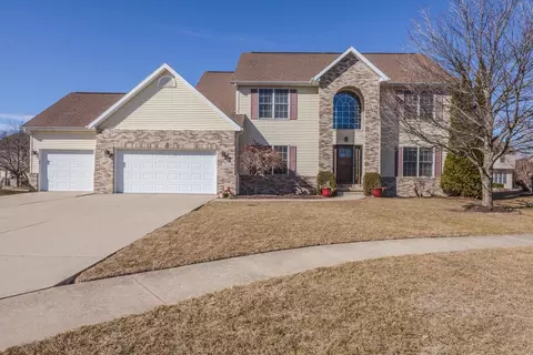 Exterior - 1713 Blue Spruce Ct, Normal, IL 61761 photo 9 of 11