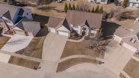 View/Area - 1713 Blue Spruce Ct, Normal, IL 61761 photo 6 of 9