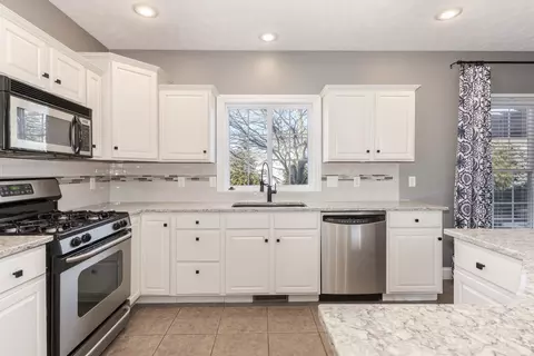 Kitchen - 1713 Blue Spruce Ct, Normal, IL 61761 photo 1 of 4
