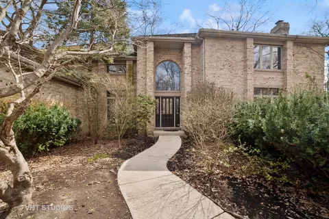 33 W415 Brewster Creek Cir, Wayne, IL 60184