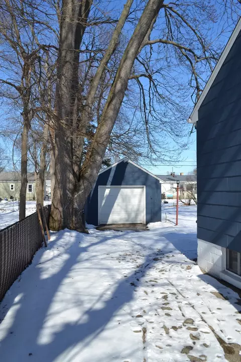 1312 E 15th St, Sterling, IL 61081 photo 13