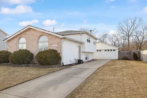 25620 S Linden Ave, Monee, IL 60449
