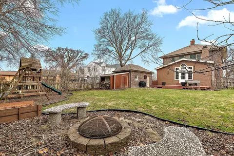 Exterior - 720 Perth Ave, Flossmoor, IL 60422 photo 7 of 8