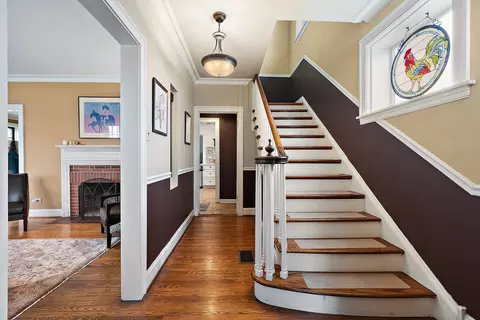 Entry Way - 720 Perth Ave, Flossmoor, IL 60422 photo 1 of 1