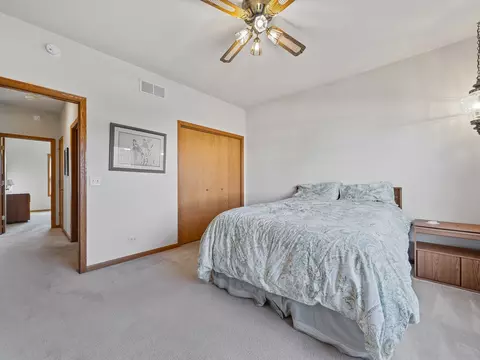 Bedroom - 519 Madison Ln, Elgin, IL 60123 photo 3 of 3