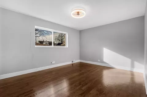 Bedroom - 15 E 92nd St, Chicago, IL 60619 photo 3 of 7