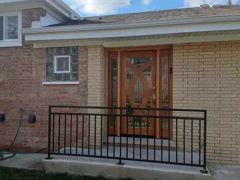 Exterior - 15 E 92nd St, Chicago, IL 60619 photo 5 of 8