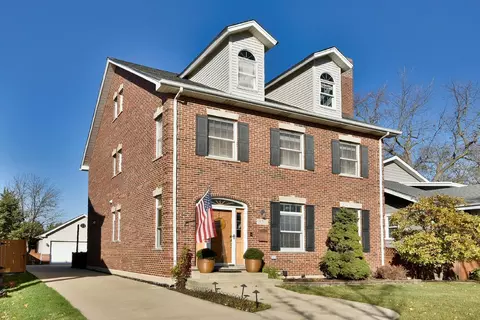 337 W Alexander Blvd, Elmhurst, IL 60126