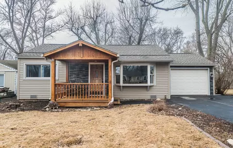 37058 N Bernice Dr, Lake Villa, IL 60046