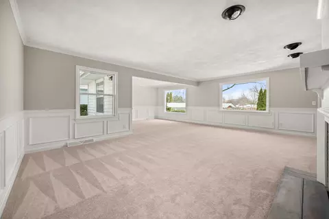 Living - 804 Normal Rd, Dekalb, IL 60115 photo 1 of 4