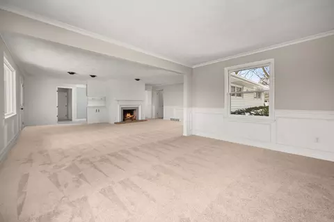 Living - 804 Normal Rd, Dekalb, IL 60115 photo 4 of 4