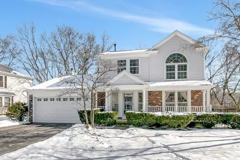 103 N Fiore Pkwy, Vernon Hills, IL 60061