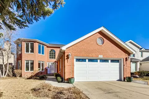 1221 N Ridge Ave, Arlington Heights, IL 60004