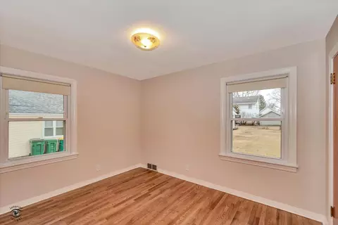 627 E 12th St, Lockport, IL 60441 photo 14