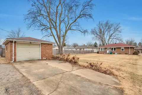 627 E 12th St, Lockport, IL 60441 photo 19