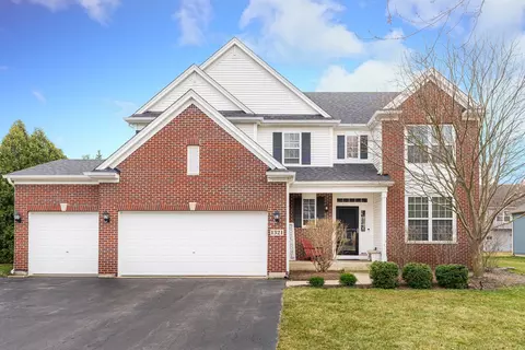 1321 Slater St, Sugar Grove, IL 60554