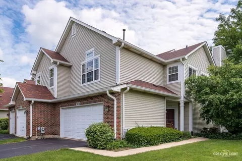 2018 Fulham Dr #2018, Naperville, IL 60564