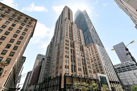 159 E Walton Pl #13F, Chicago, IL 60611