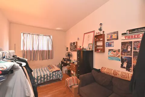 Bedroom - 32 1st St, Wheeling, IL 60090 photo 1 of 2