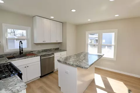 1456 S 6th Ave, Kankakee, IL 60901 photo 5