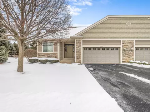 3263 Brook Harbour Dr #A, Rockford, IL 61114
