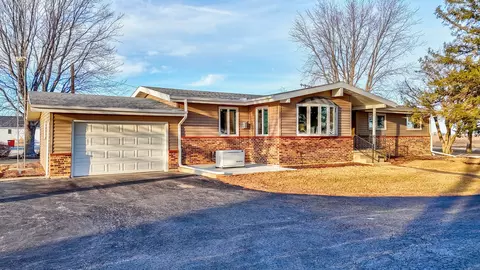 3455 E 13th Rd, Ottawa, IL 61350 photo 3