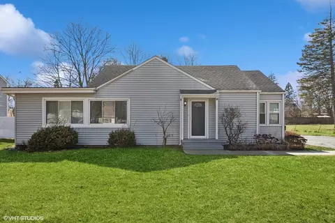16 W619 Third Ave, Bensenville, IL 60106