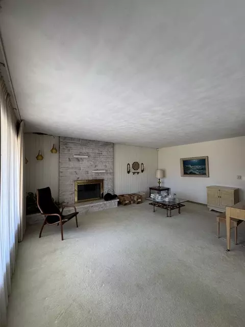 761 Carol Ave, Elgin, IL 60123 photo 7