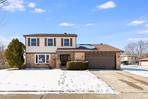 1166 Independence Dr, Bartlett, IL 60103