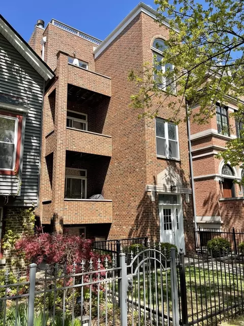 870 W Lill Ave #2, Chicago, IL 60614