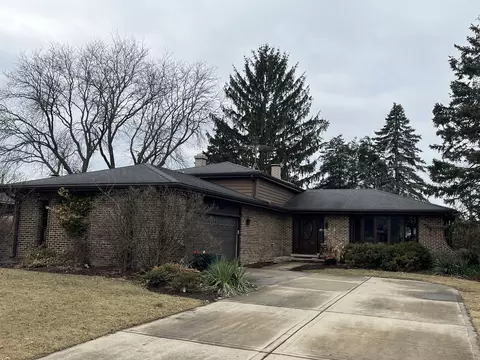 6800 Saratoga Ave, Downers Grove, IL 60516