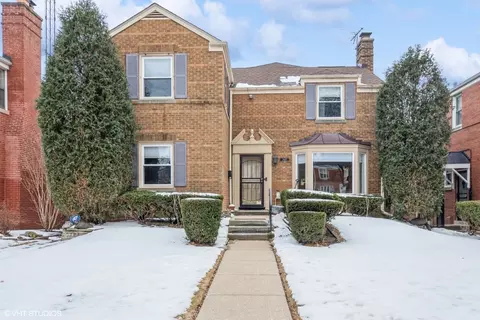 2947 W Jarlath St, Chicago, IL 60645