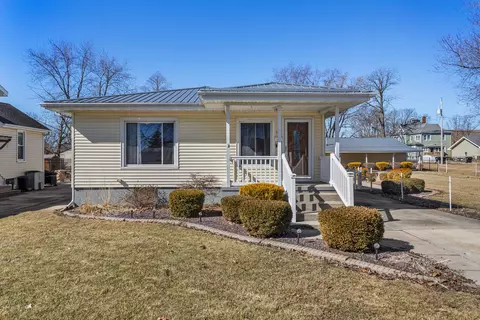 109 N Guthrie St, Gibson City, IL 60936