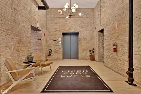 Other - 1327 W Washington Blvd #2F, Chicago, IL 60607 photo 3 of 4