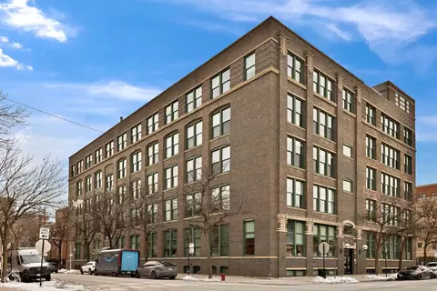 Exterior - 1327 W Washington Blvd #2F, Chicago, IL 60607 photo 5 of 5