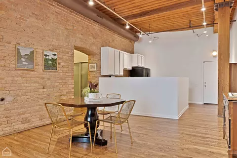 Dining - 1327 W Washington Blvd #2F, Chicago, IL 60607 photo 4 of 4